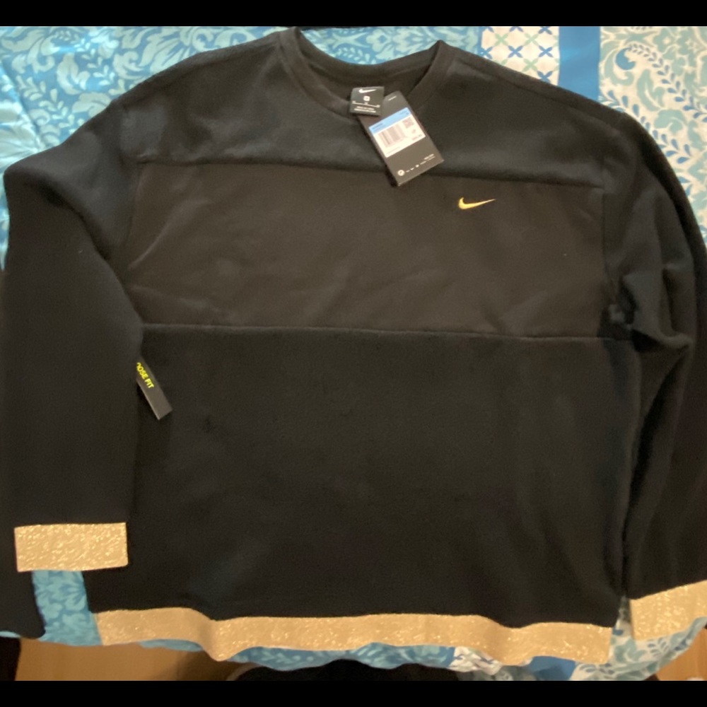 Brand new “ Nike” ladies sweater